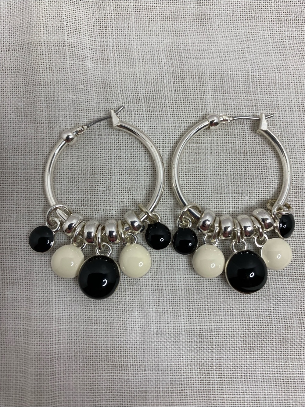 Hoop Earrings Silver Tone Black & White Cabochon Charm Dangle Pierced